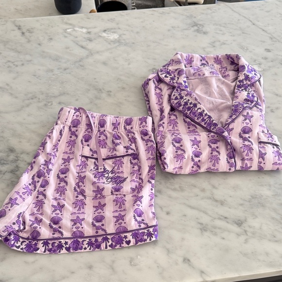 New! Pink Palm Puff Purple and White Pajama Set - Picture 1 of 1